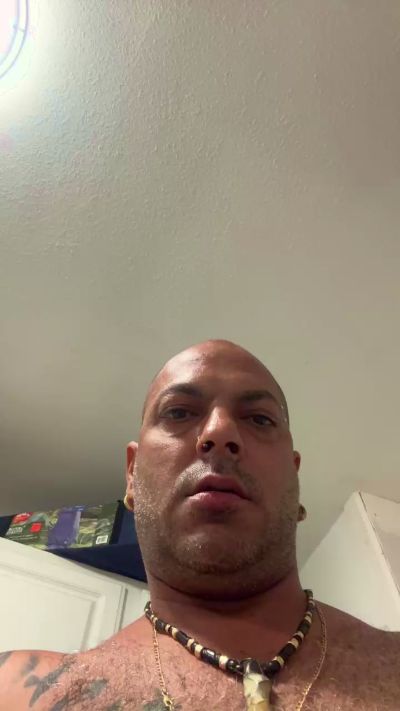 Ficopinga83 live cam on Cam4