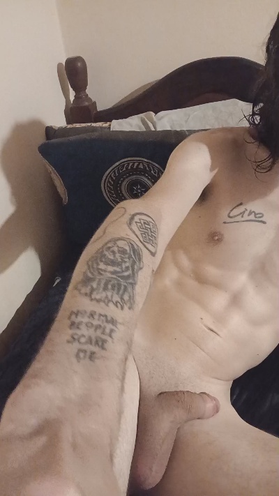Fiddox live cam on Cam4