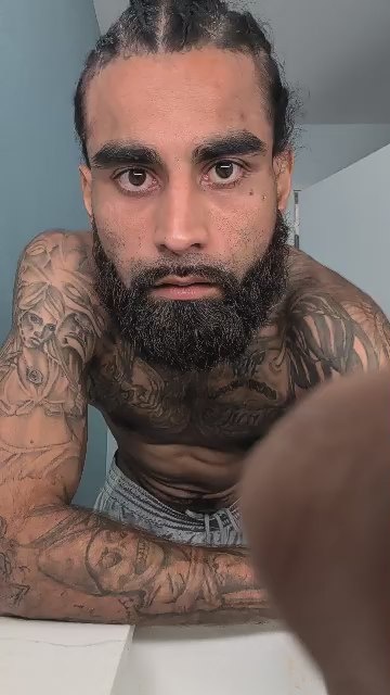 Fifshadesofbrwn live cam on Cam4