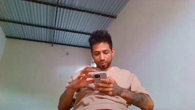 Findom_666 live cam on Cam4