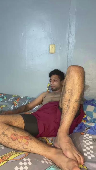 Findom_666 live cam on Cam4