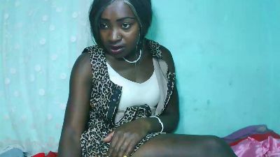 Fiononana live cam on Cam4