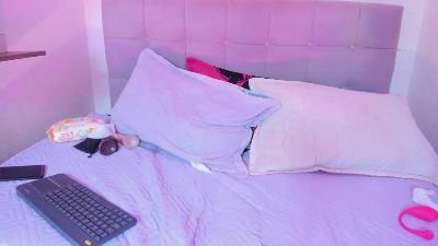 Fiorella_wish live cam on Cam4