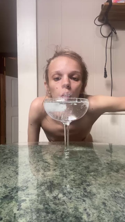 Firsttime_freak live cam on Cam4