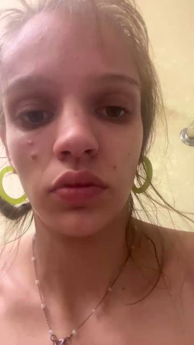 Firsttime_freak live cam on Cam4