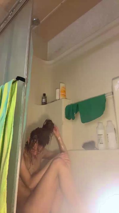 Firsttime_freak live cam on Cam4