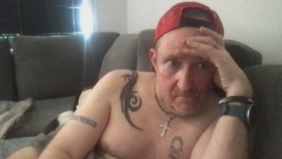 FistFella live cam on Cam4