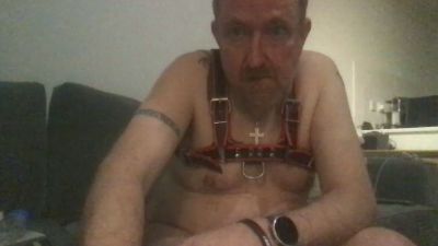 FistFella live cam on Cam4