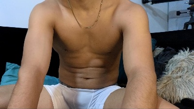 FitBoy_Cris live cam on Cam4