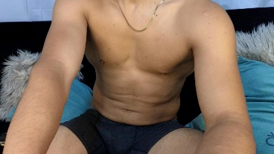 FitBoy_Cris live cam on Cam4