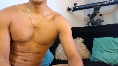 FitBoy_Cris live cam on Cam4