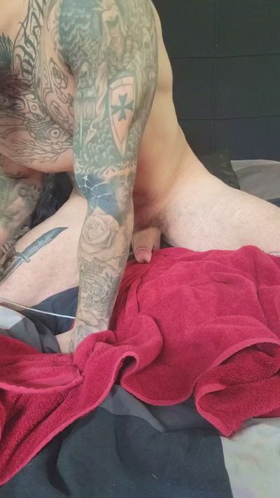 Fitboy live cam on Cam4