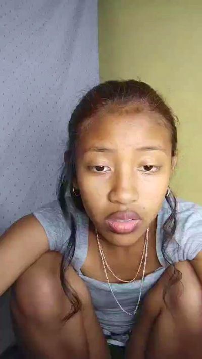 Fitia05 live cam on Cam4