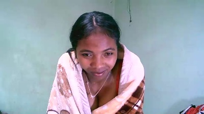 Fitiavana8 live cam on Cam4