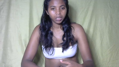 Fitiavana8 live cam on Cam4