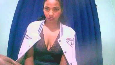 Fitiavana8 live cam on Cam4