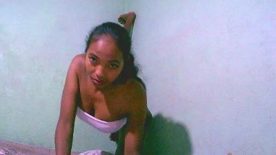 Fitiavana8 live cam on Cam4