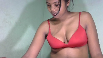 Fitiavana8 live cam on Cam4
