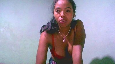 Fitiavana8 live cam on Cam4
