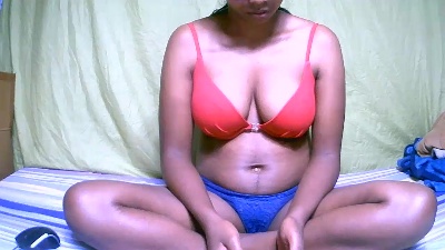 Fitiavana8 live cam on Cam4