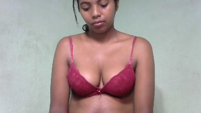 Fitiavana8 live cam on Cam4