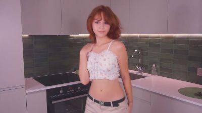 Flirtiny live cam on Cam4