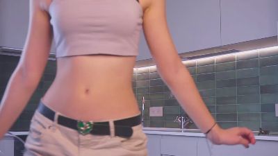 Flirtiny live cam on Cam4