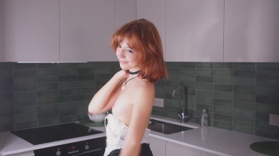 Flirtiny live cam on Cam4