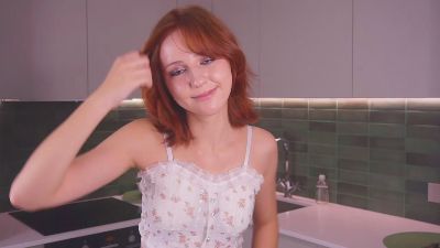 Flirtiny live cam on Cam4