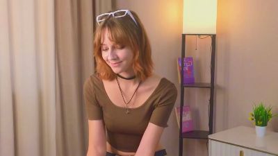 Flirtiny live cam on Cam4