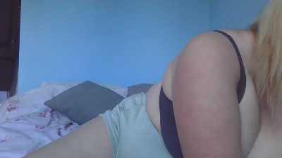 FlirtyFran live cam on Cam4