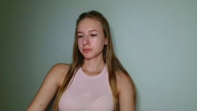 Flirty_Kitty live cam on Cam4