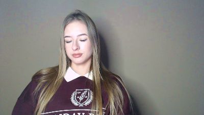 Flirty_Kitty live cam on Cam4