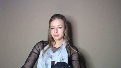 Flirty_Kitty live cam on Cam4