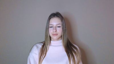 Flirty_Kitty live cam on Cam4