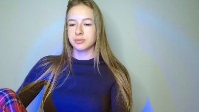 Flirty_Kitty live cam on Cam4
