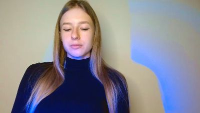 Flirty_Kitty live cam on Cam4