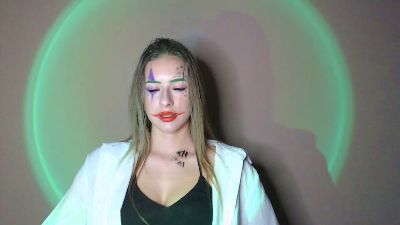 Flirty_Kitty live cam on Cam4