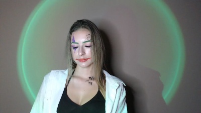 Flirty_Kitty live cam on Cam4