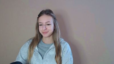 Flirty_Kitty live cam on Cam4
