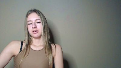 Flirty_Kitty live cam on Cam4
