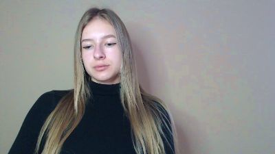 Flirty_Kitty live cam on Cam4