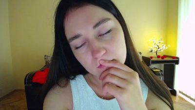 Flirty_tease live cam on Cam4