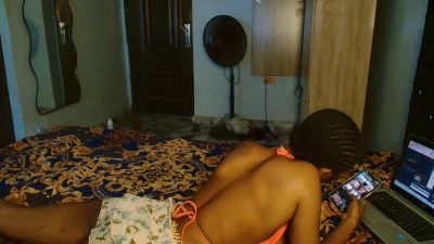 Flirtyqueen live cam on Cam4
