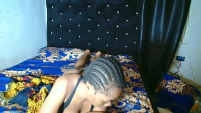 Flirtyqueen live cam on Cam4