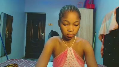 Flirtyqueen live cam on Cam4