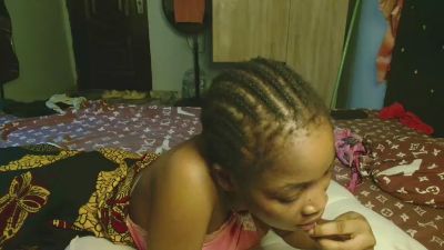 Flirtyqueen live cam on Cam4