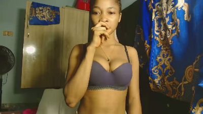 Flirtyqueen live cam on Cam4