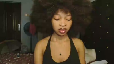 Flirtyqueen live cam on Cam4