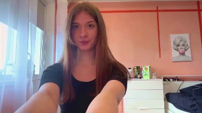 FloraFurlough live cam on Cam4